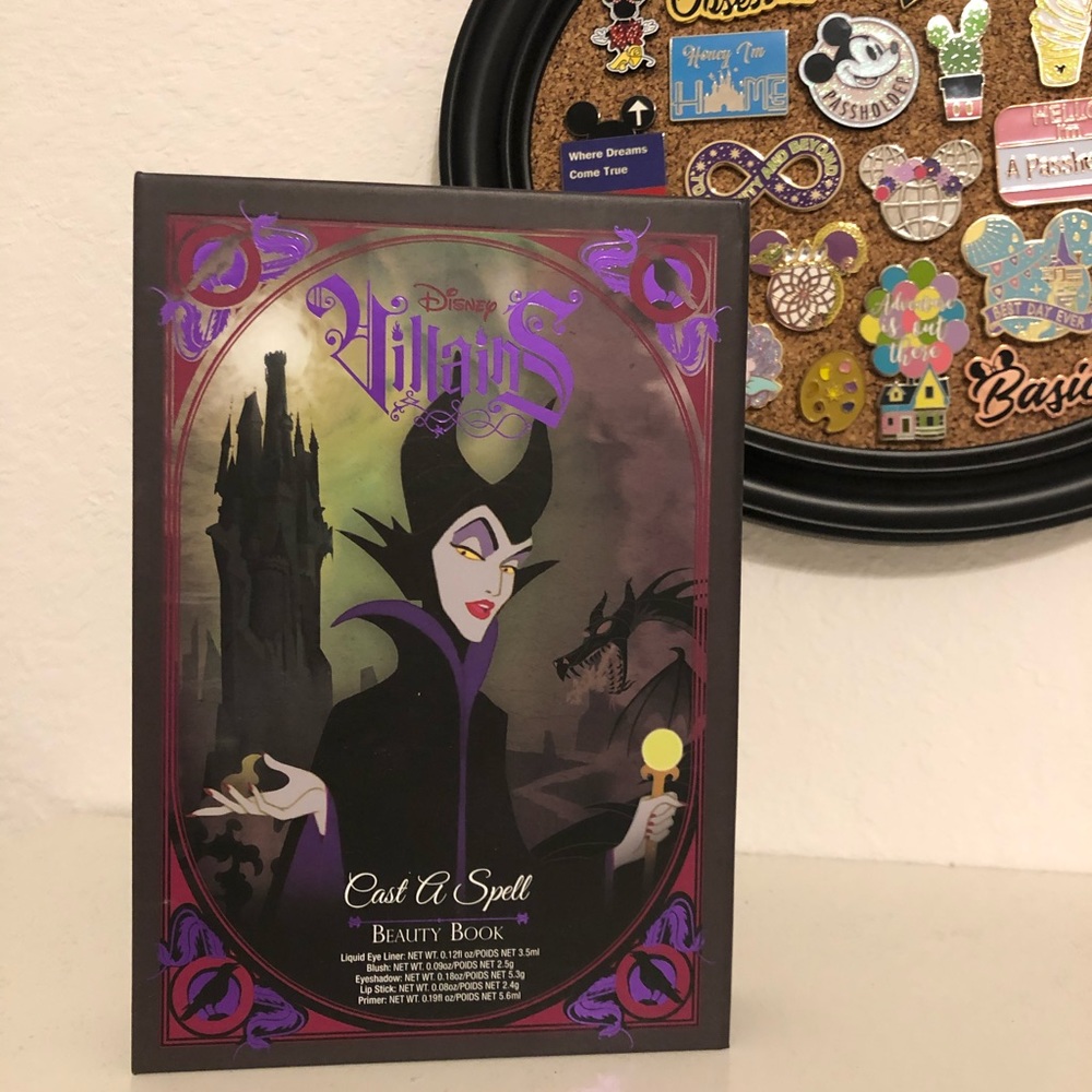 Disney Villains MALEFICENT Beauty Book